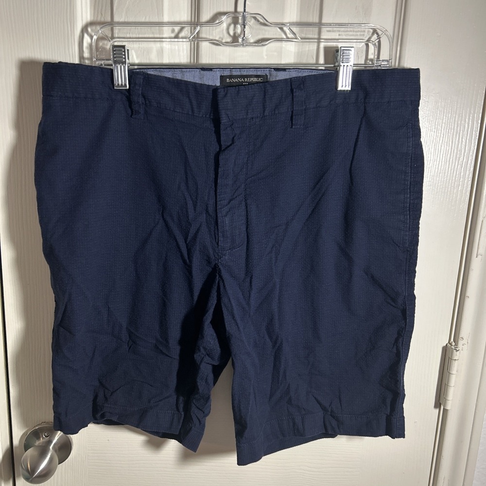 Banana Republic Aiden Shorts Mens 35 Navy Blue Slim Fit Flat Front 10 Inseam